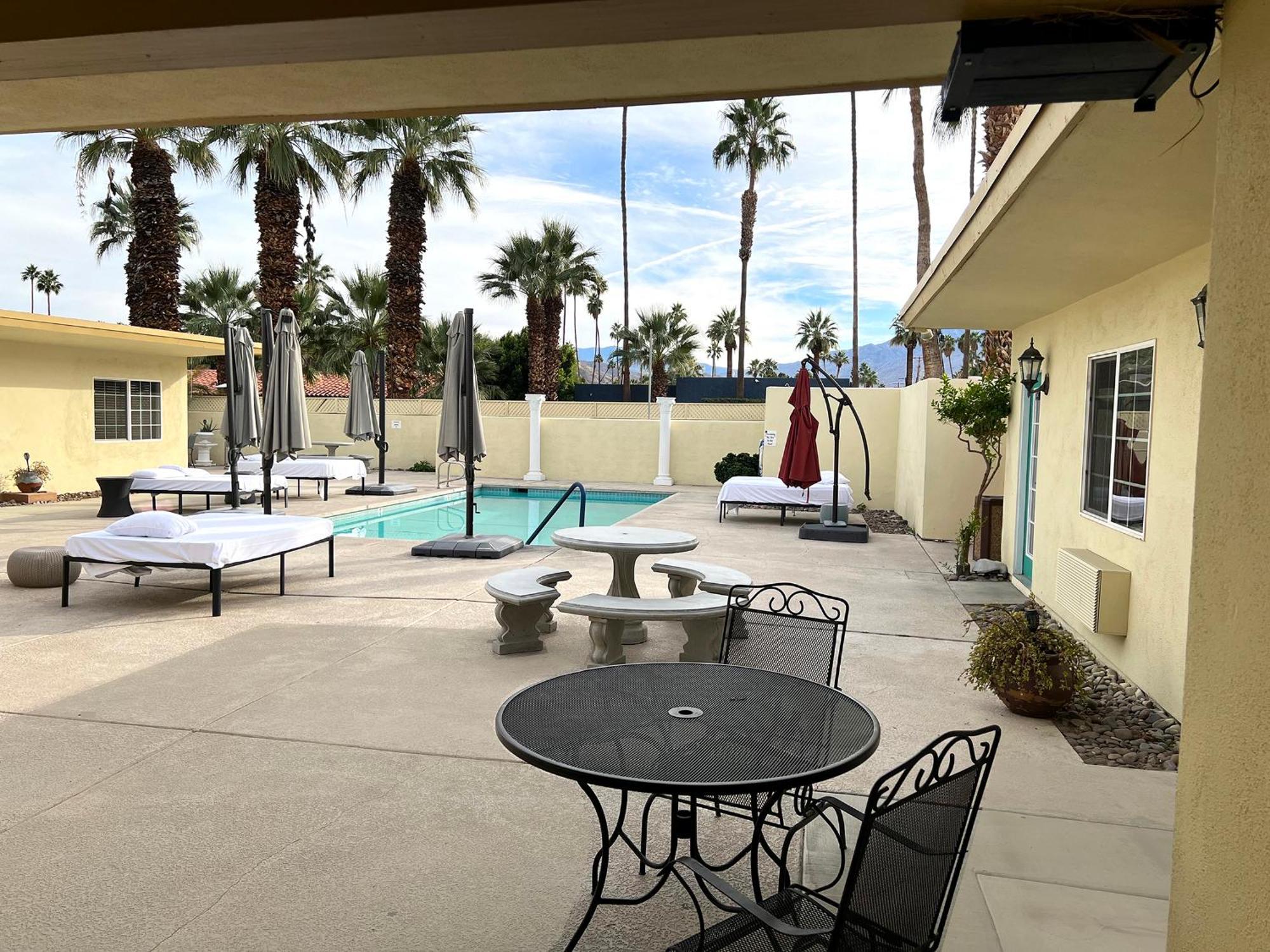 Exotic Dreams Resort Adults Only Palm Springs Exteriör bild